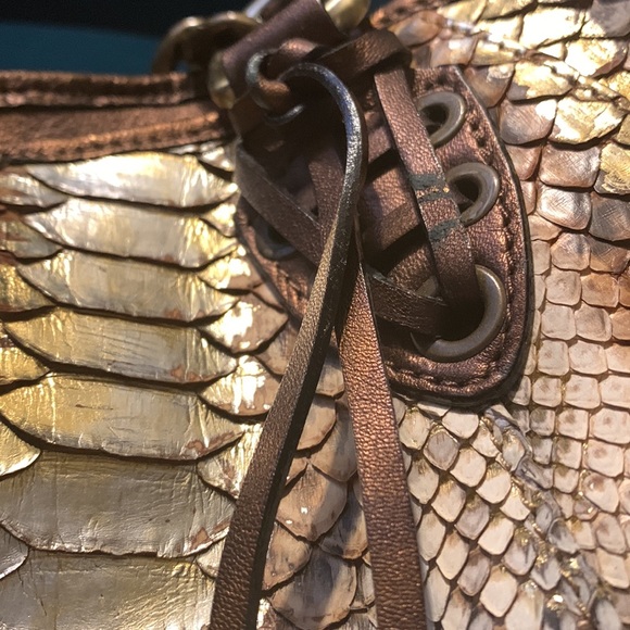 Donald J. Pliner python ADELA metallic leather Hobo couture NWT✨ - Picture 7 of 11